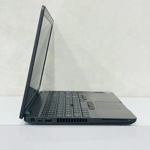 dell Latitude5501