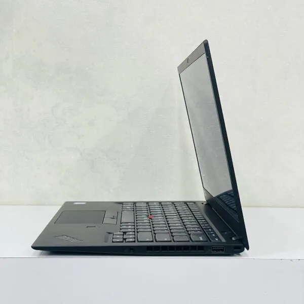 ThinkPad X1 Carbon