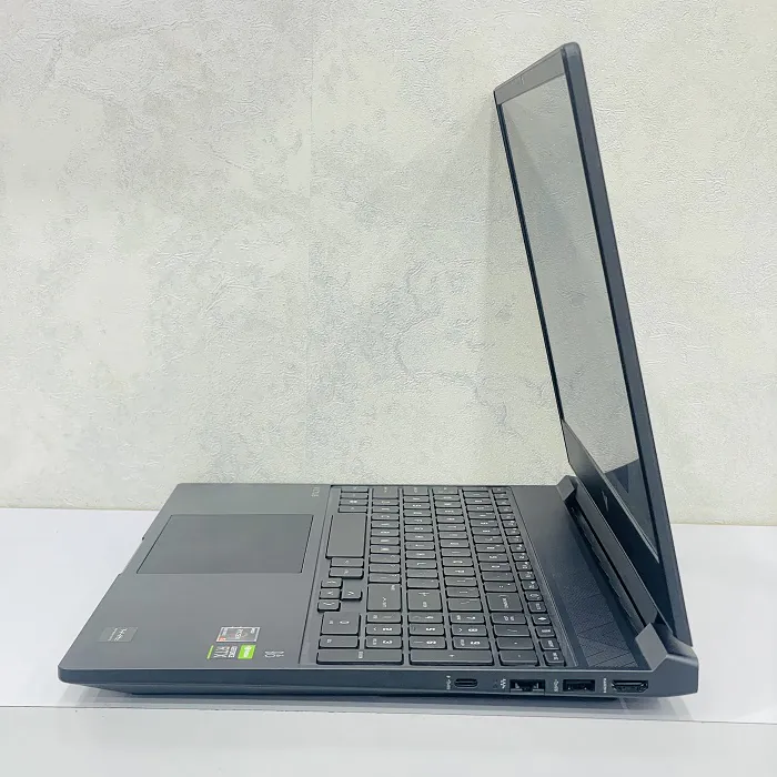 HP Victus 15 R5