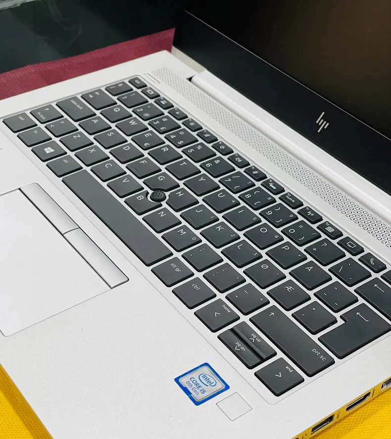 HP EliteBook 830 G6