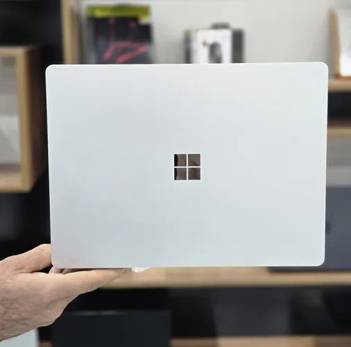 surface laptop Go